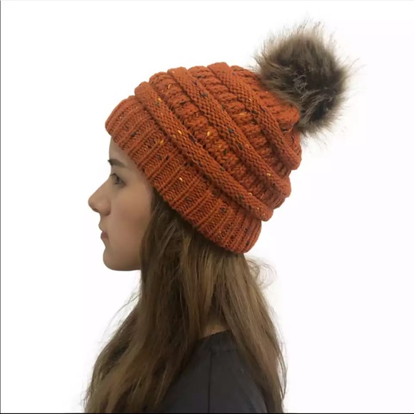 NEW! Knit Pom Pom Beanie Fur Lined In Black - Picture 6 of 6